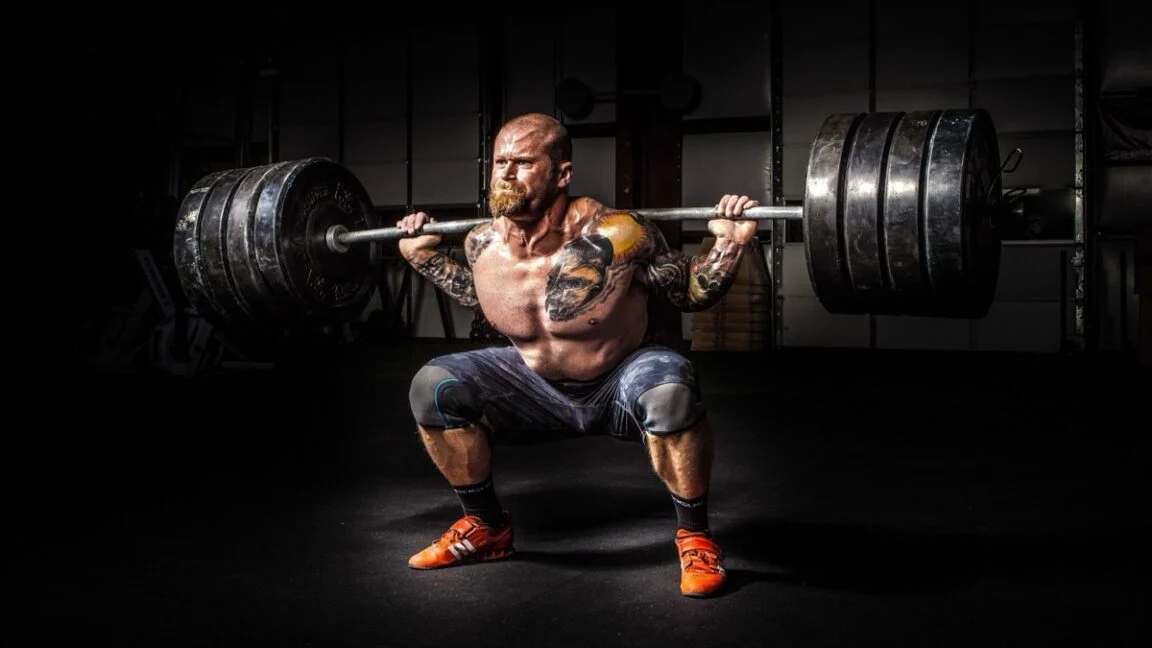 The Science of the Whip: How Physics Dictates Performance in Olympic Weightlifting