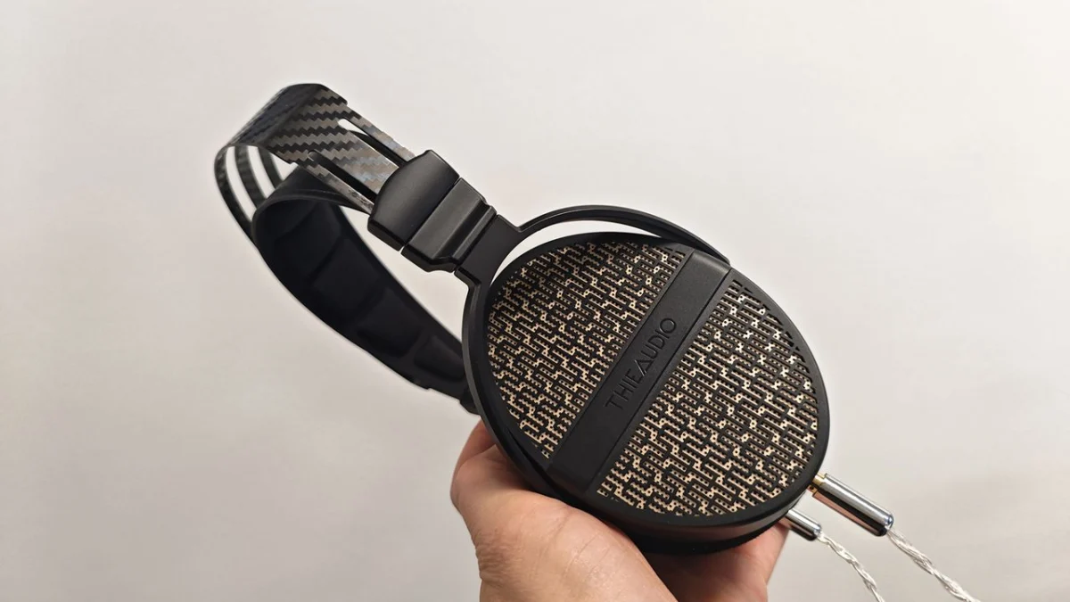 Thieaudio Cypher Review: A Beautifully Crafted Flagship with a Polarizing Sound