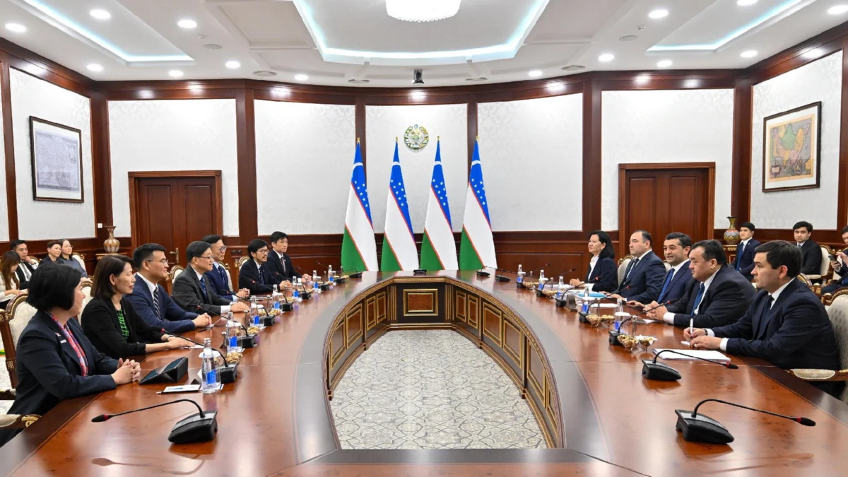 Strengthening the Silk Road: Hong Kong and Uzbekistan Move Toward 30-Day Mutual Visa-Free Access
