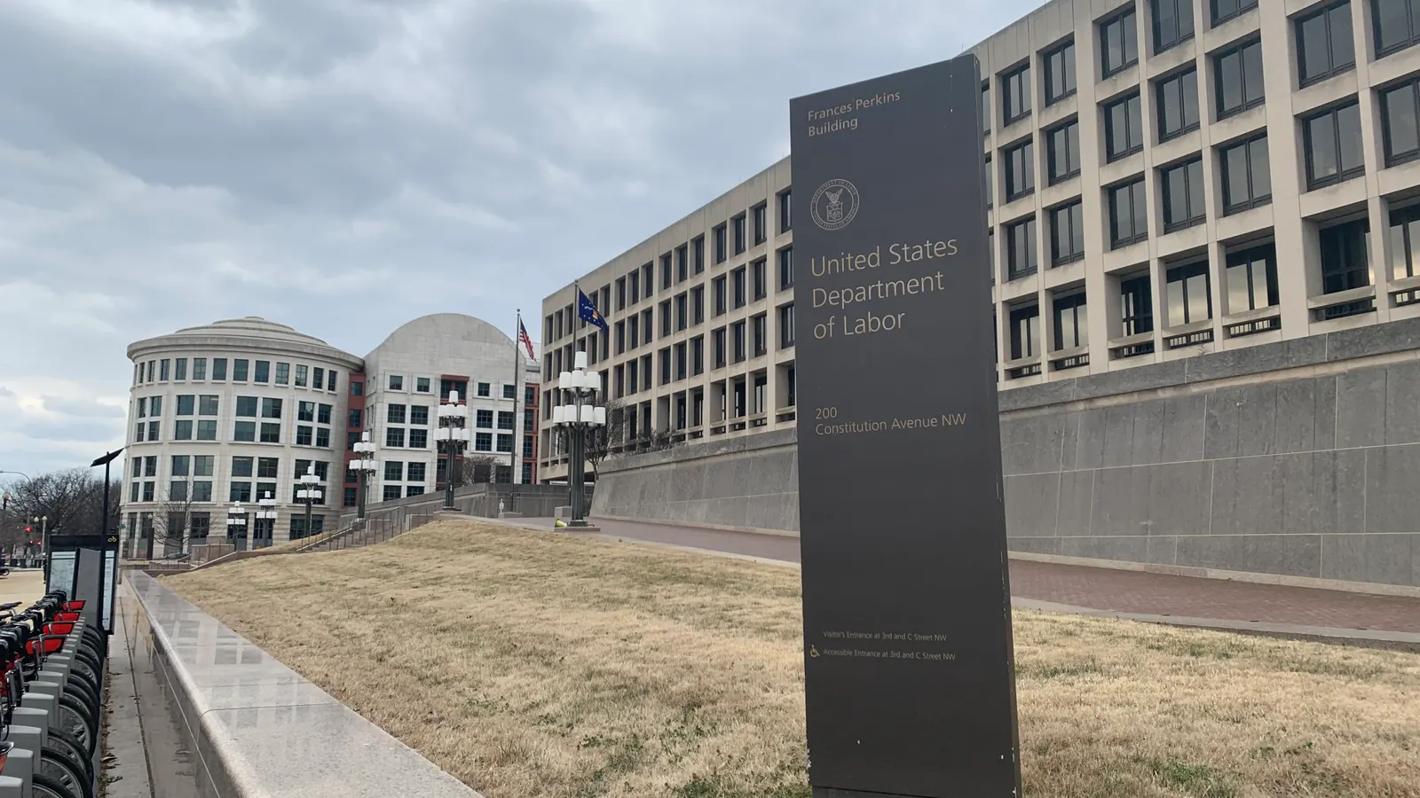 Federal Contractors Face Sweeping Changes as DOL Rescinds Affirmative Action Requirements