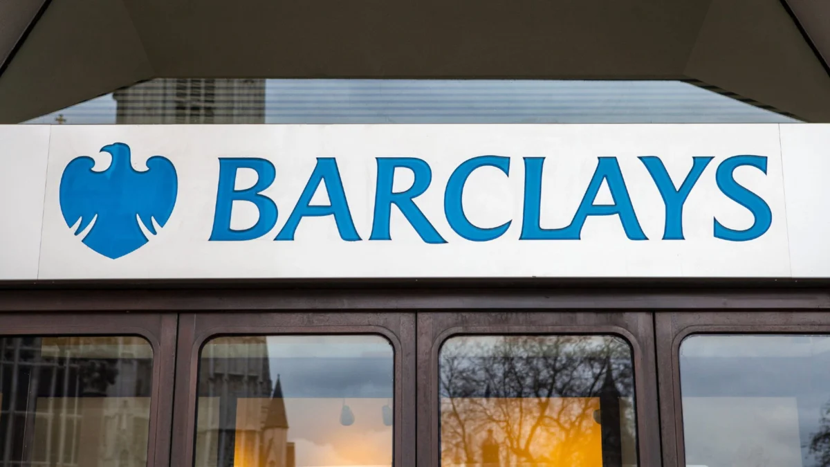 Barclays Announces 5,000 Job Cuts Amid Strategic Shift Toward Artificial Intelligence and Operational Efficiency
