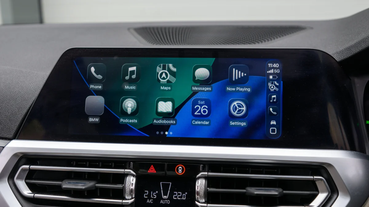 Cut the Cord: The Definitive Guide to Upgrading Your Wired CarPlay to Wireless