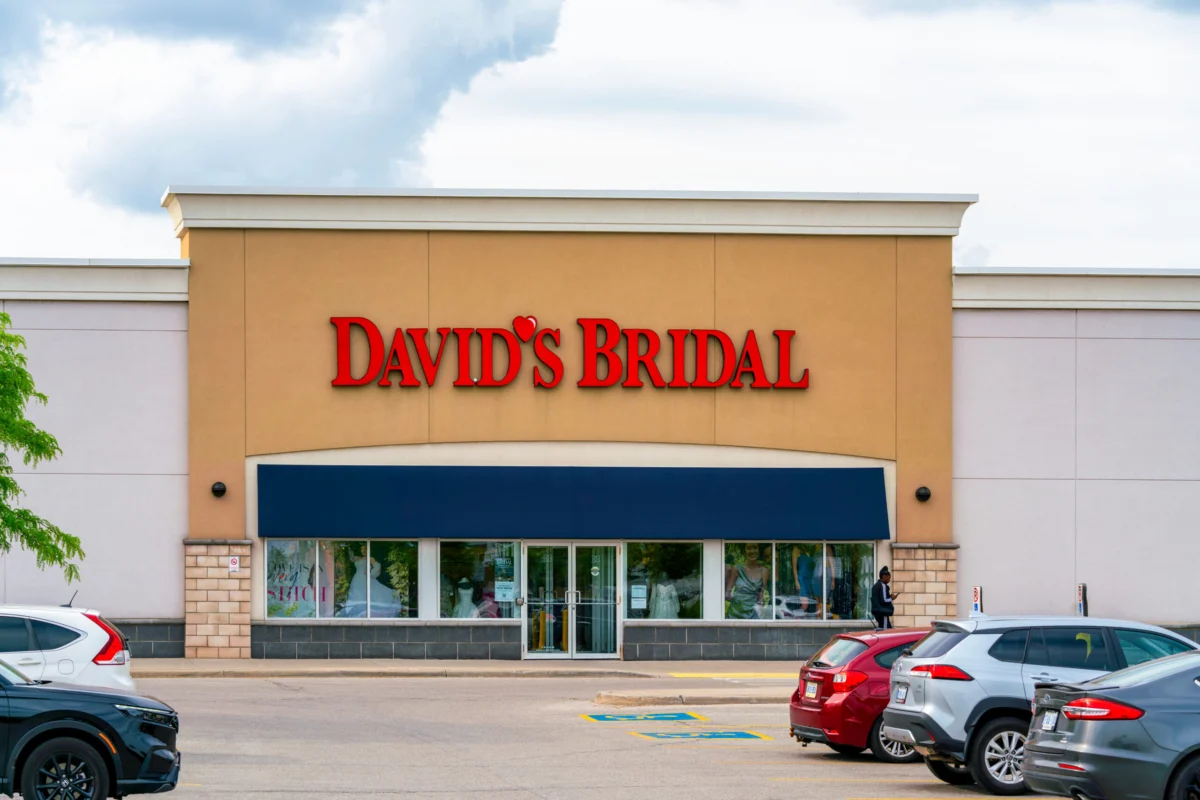 From Retailer to Tech Powerhouse: The Strategic Spin-Off of David’s Bridal’s ‘Pearl’ AI Platform