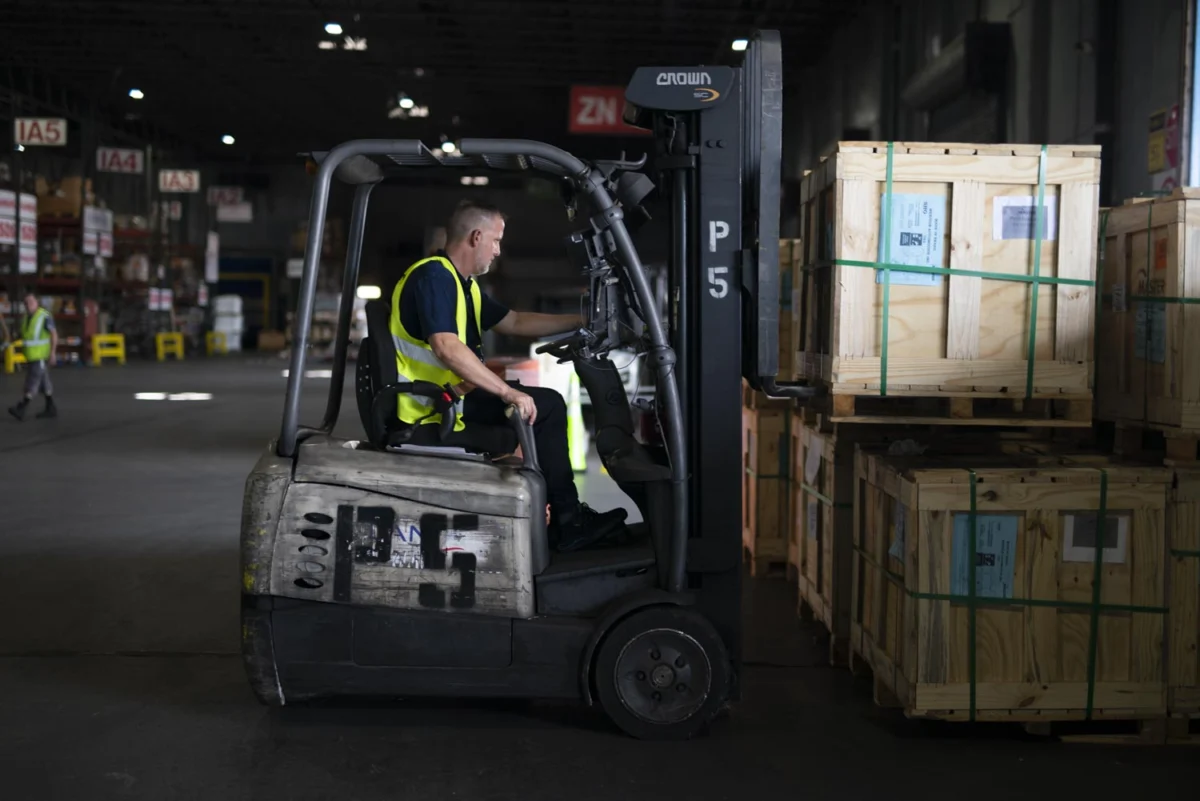 LATAM Cargo Revolutionizes Warehouse Safety with Cutting-Edge Virtual Reality Training