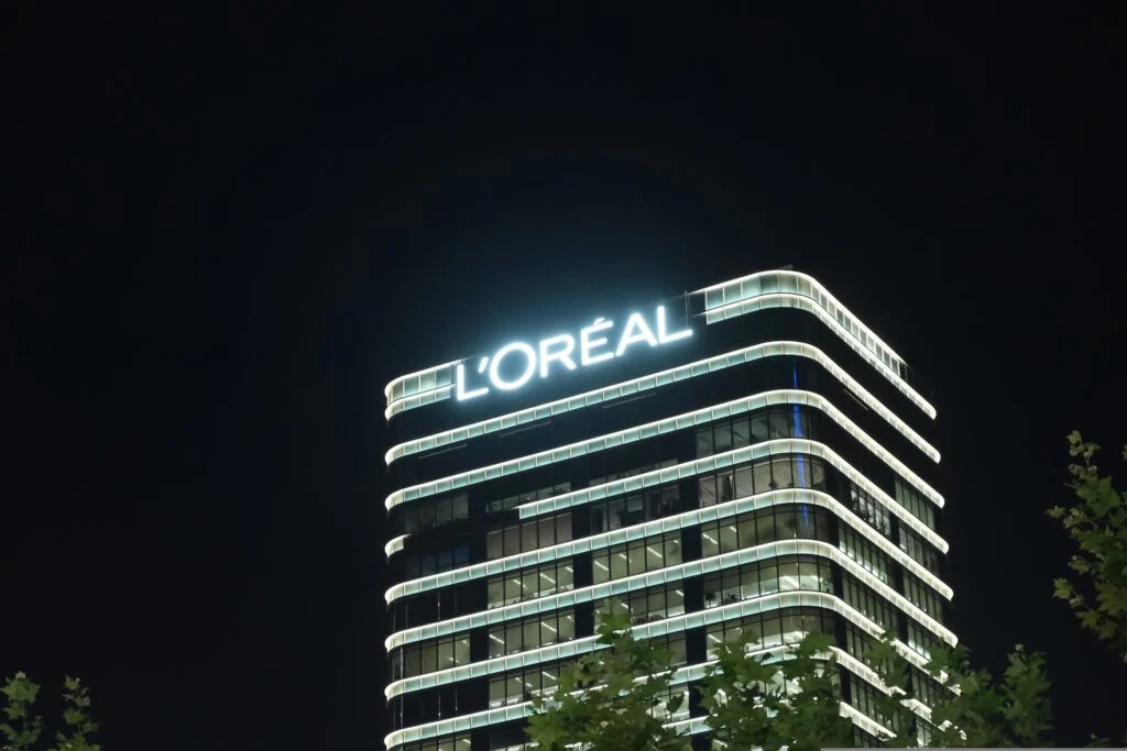 L’Oréal Defies Economic Headwinds: A Deep Dive into the Beauty Giant’s Robust 2026 Performance