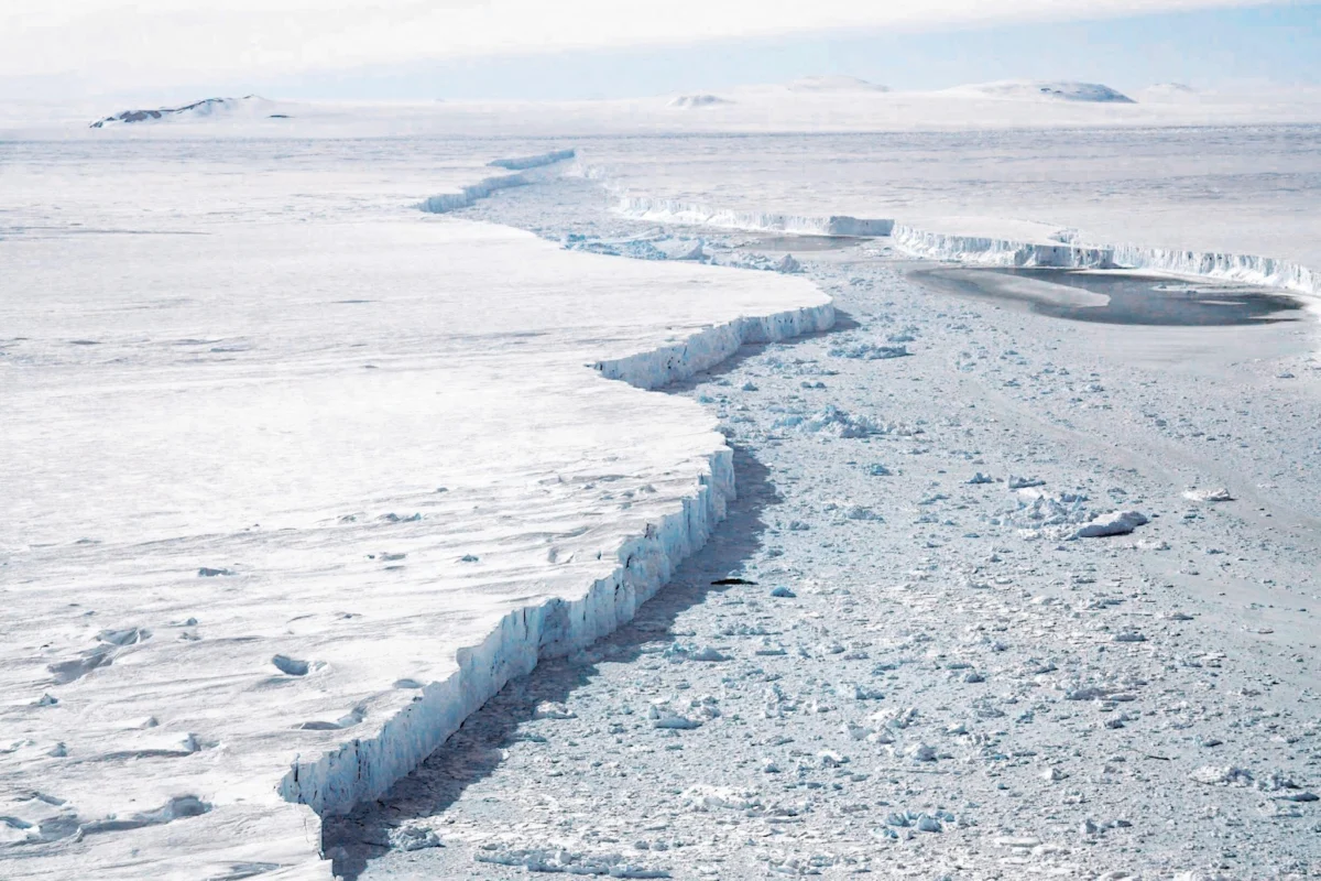 Polar Crisis: Antarctic Sea Ice Hits Third-Lowest Winter Peak as Arctic Stagnates