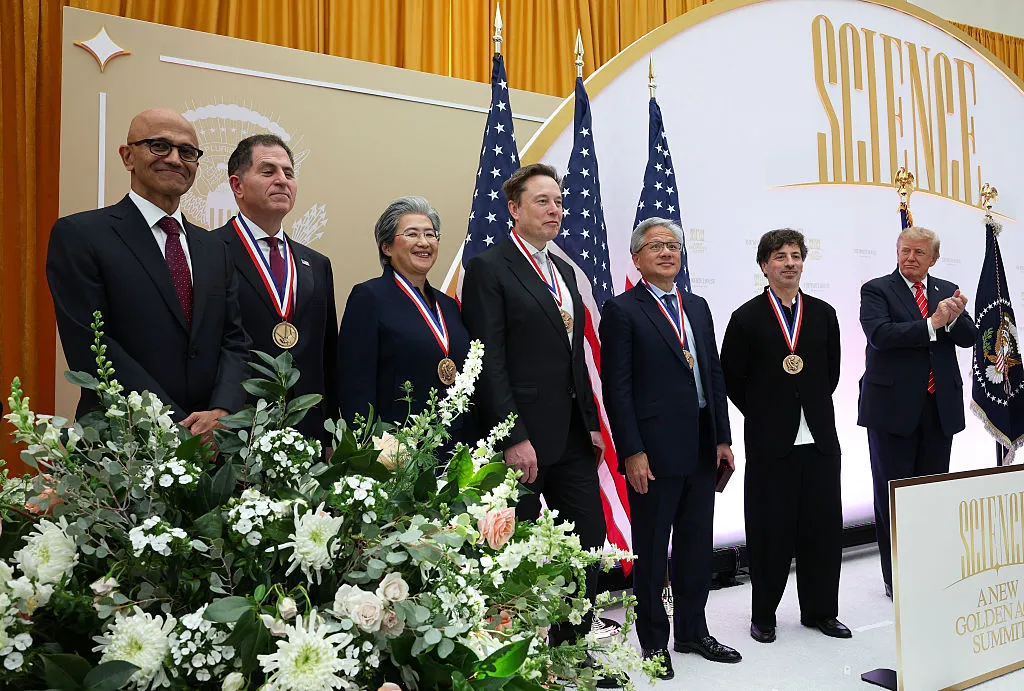 Tech Titans Honored: President Trump Bestows Top Science and Innovation Medals at "Golden Age" Summit