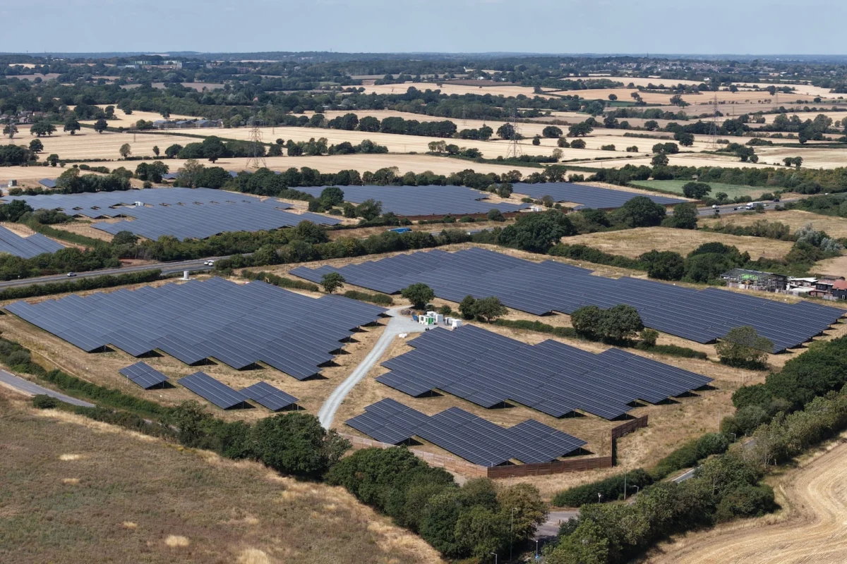 The Renewable Shield: How Wind and Solar Are Buffering the UK Against the Hormuz Energy Crisis