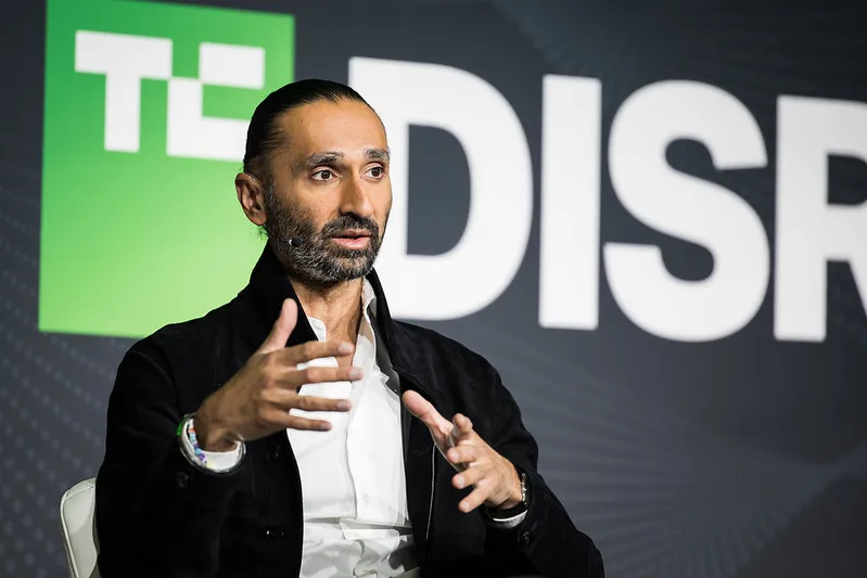 The Titan Behind the Transformers: How Blackstone is Financing the AI Revolution